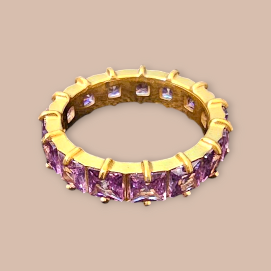 Lila Zirkonia Ring 18k vergoldet Edelstahl